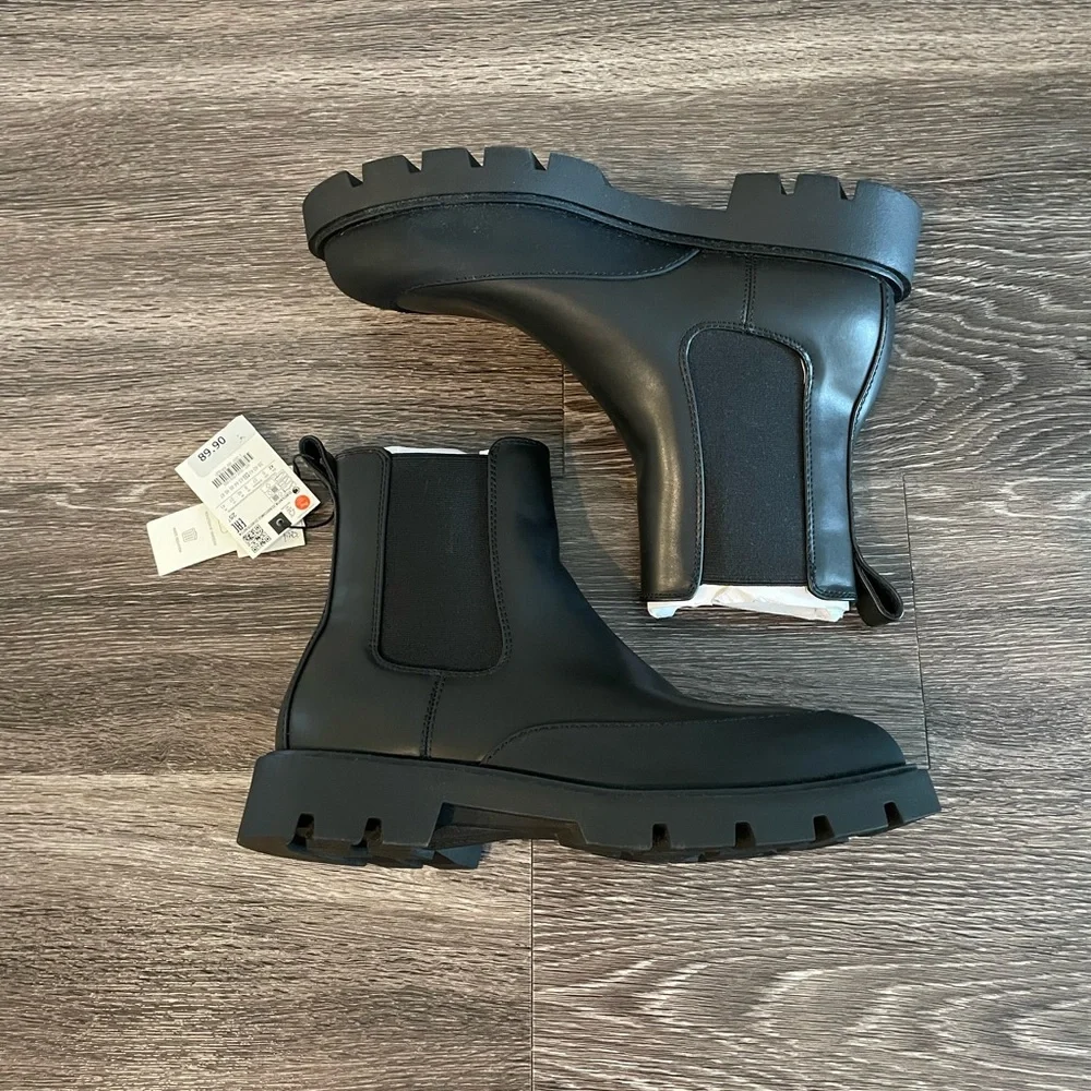 Zara Chunky Chelsea Boots - Picture 2 of 7